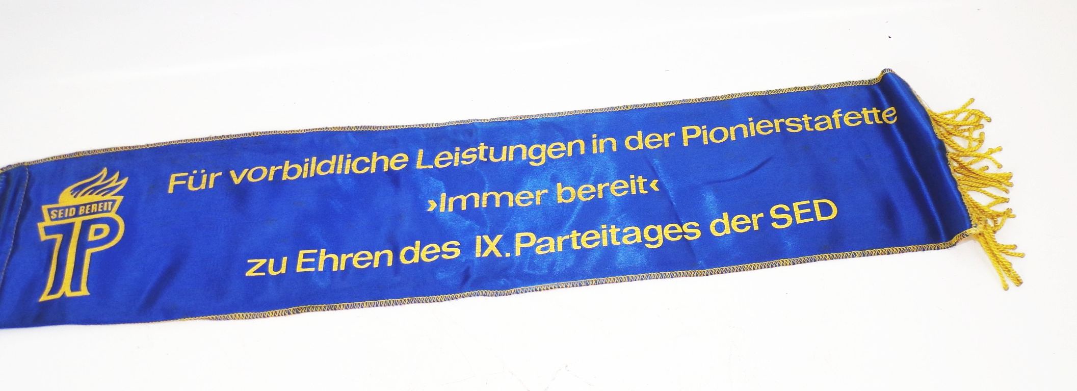 Junge Pioniere Schärpe Wimpel Vorbildliche Leistung IX Parteitag der SED 