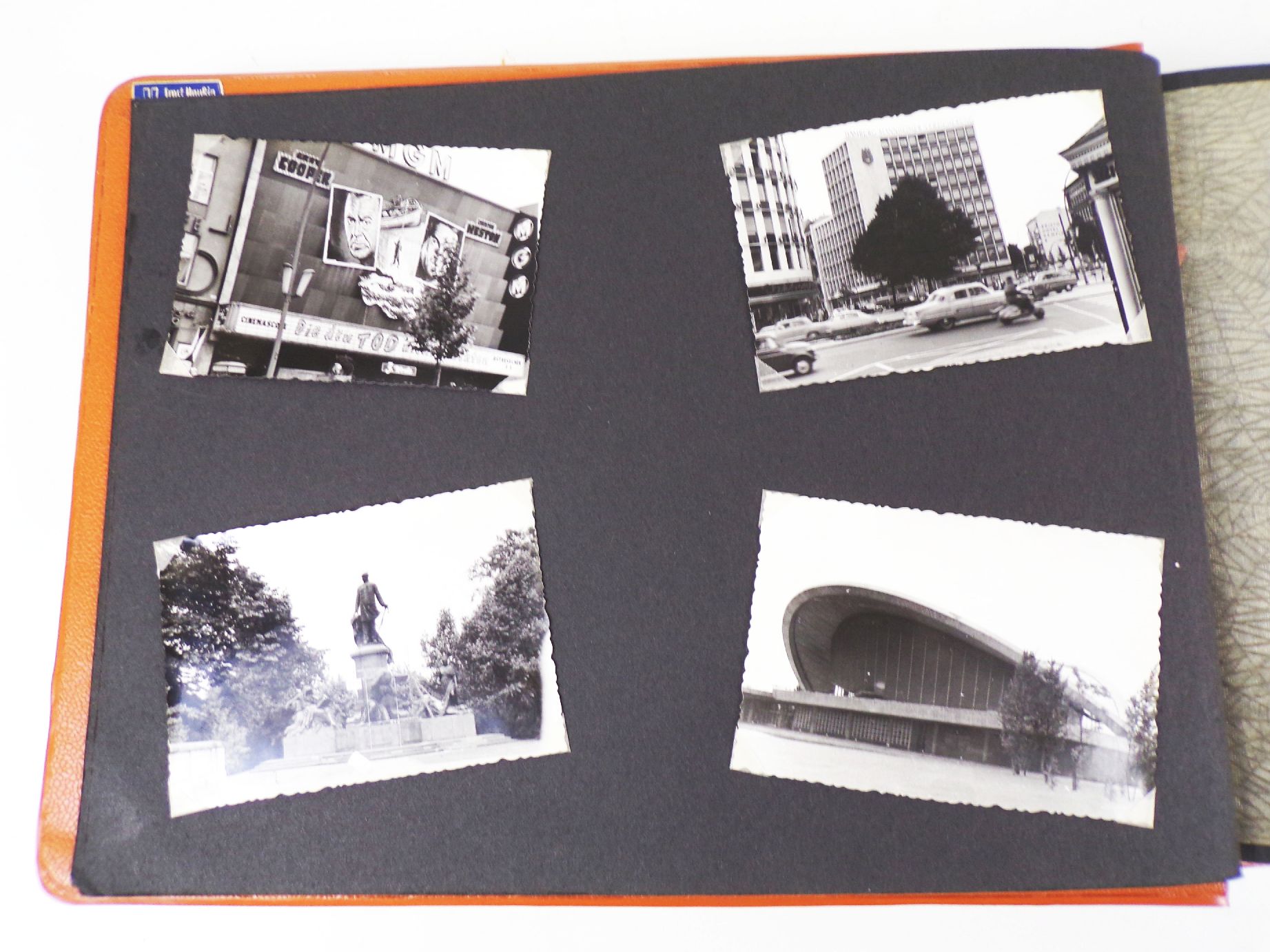 Altes Fotoalbum mit Fotos Urlaub in West Berlin 1950 er Jahre Oldtimer Schaufenster