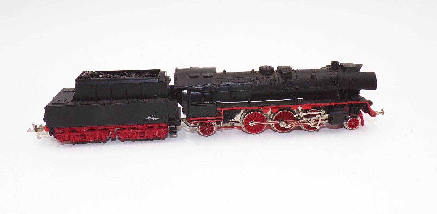 Zeuke TT Personenzuglok BR23 10 mit Schlepptender beleuchtbar DDR OVP