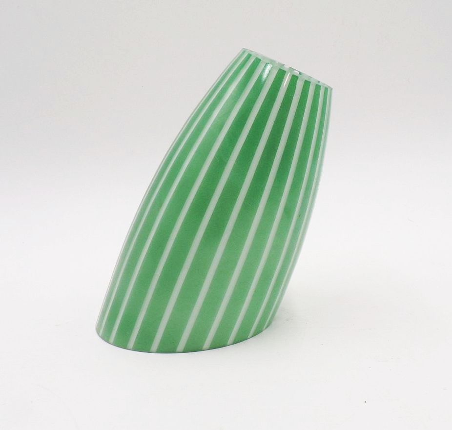 Alter Lampenschirm Tütenlampe Grün Weiß 50er 60er Jahre Ersatzschirm Alter Lampenschirm Tütenlampe Grün Weiß 50er 60er Jahre Ersatzschirm