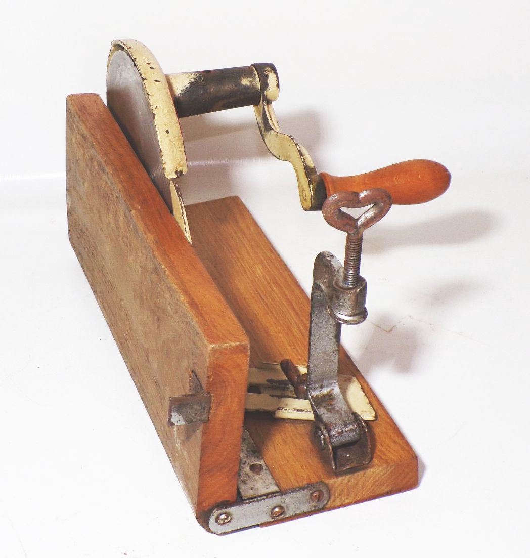 Alte Rotunda Aufschnittmaschine Brotschneidemaschine Deko 