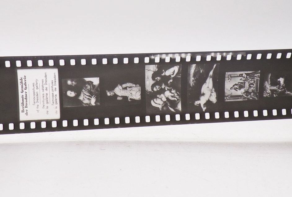Alter Rollfilm berühmte Gemälde der Dresdner Galerie 24 Bilder Diafilm Alter Rollfilm berühmte Gemälde der Dresdner Galerie 24 Bilder Diafilm