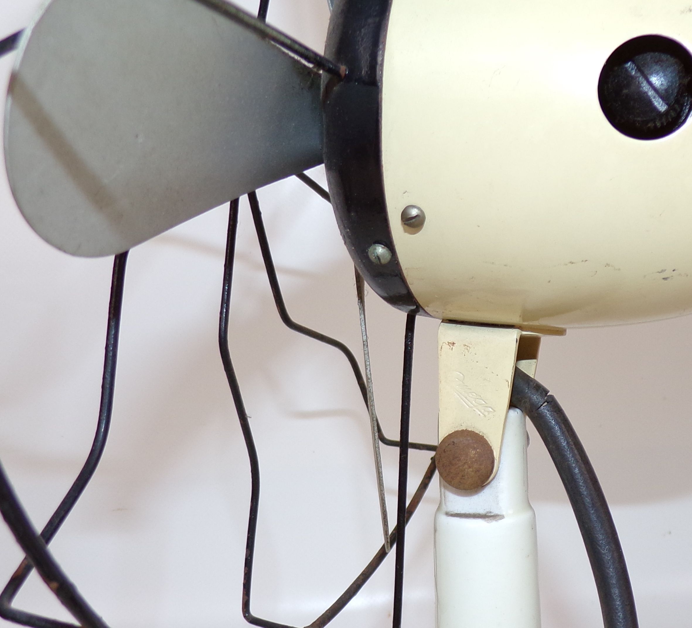 Alter Omega Ventilator Lüfter Tischventilator true Vintage Alter Omega Ventilator Lüfter Tischventilator true Vintage