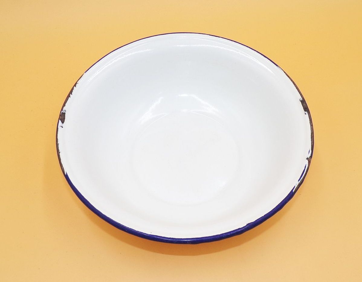 Alte Emaille Schüssel Pflanzschale blauer Rand Gartendeko Pflanzschale