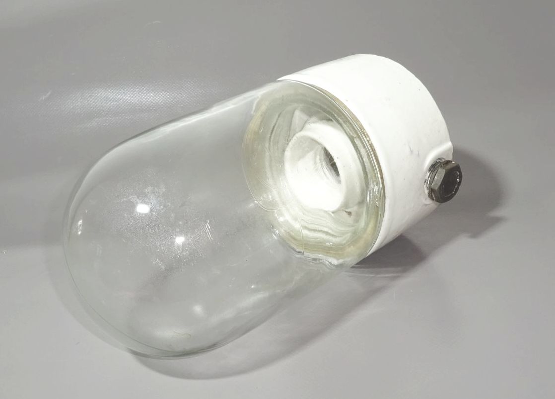 Kellerlampe Industriedesign Porzellan Glas Lampe Weiss E27