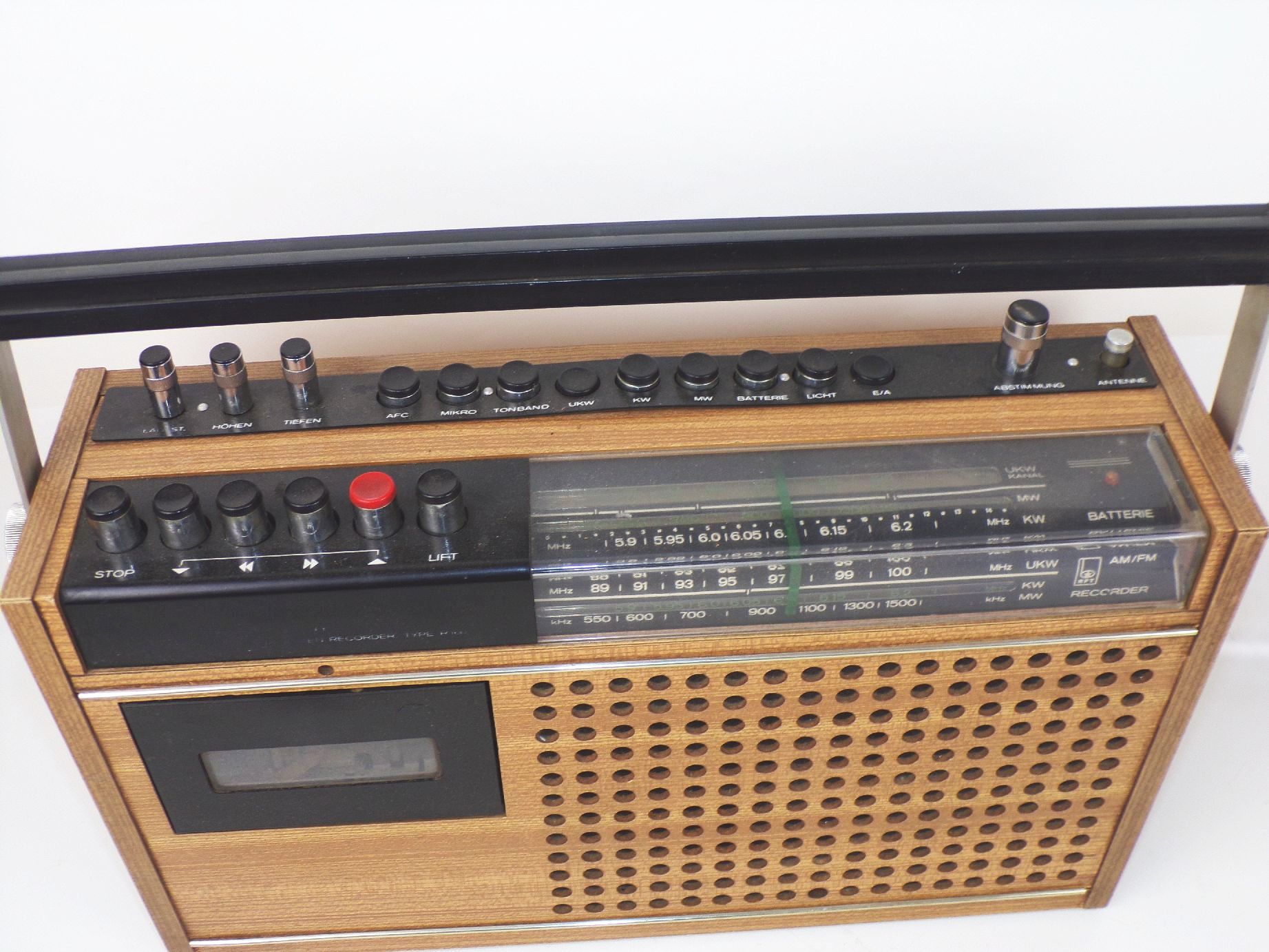 DDR Kassettenrekorder R160 Radio defekt