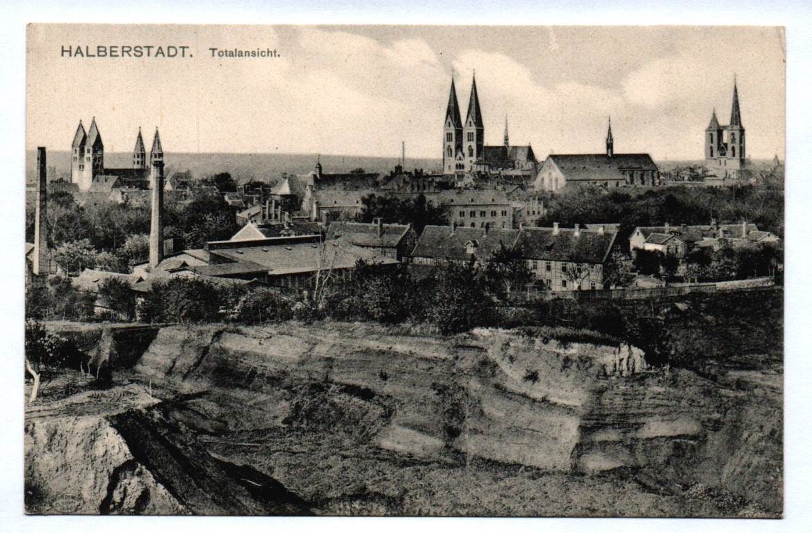 Ak Sachsen Anhalt Totalansicht Halberstadt alte Postkarte Ak Sachsen Anhalt Totalansicht Halberstadt alte Postkarte