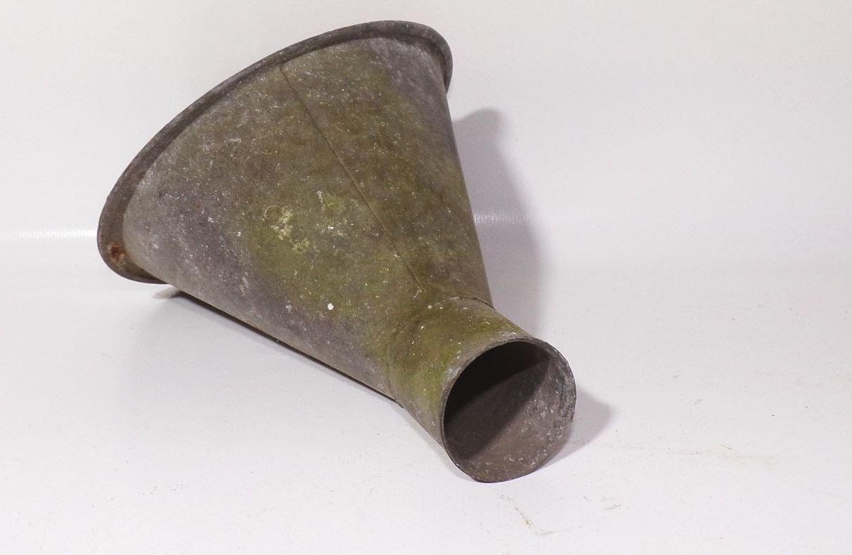 Alte Gießkannentülle Aufsatz für Gießkann Zink Tülle