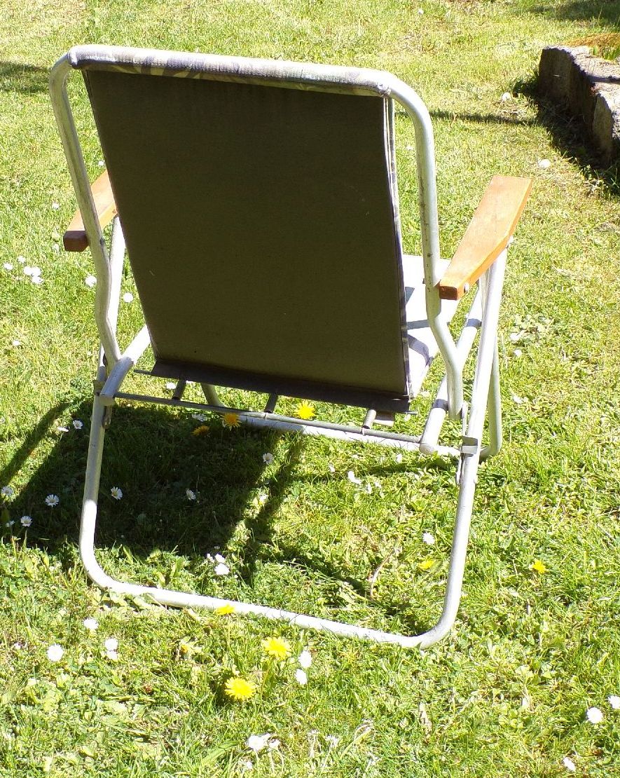 DDR Gartenstuhl Campingstuhl Bunt Blumen Klappstuhl 