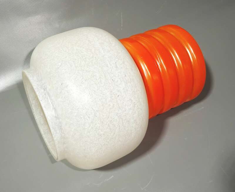 Alter Lampenschirm Glas Weiss Orange 1960er DDR Deckenlampe Ersatzschirm