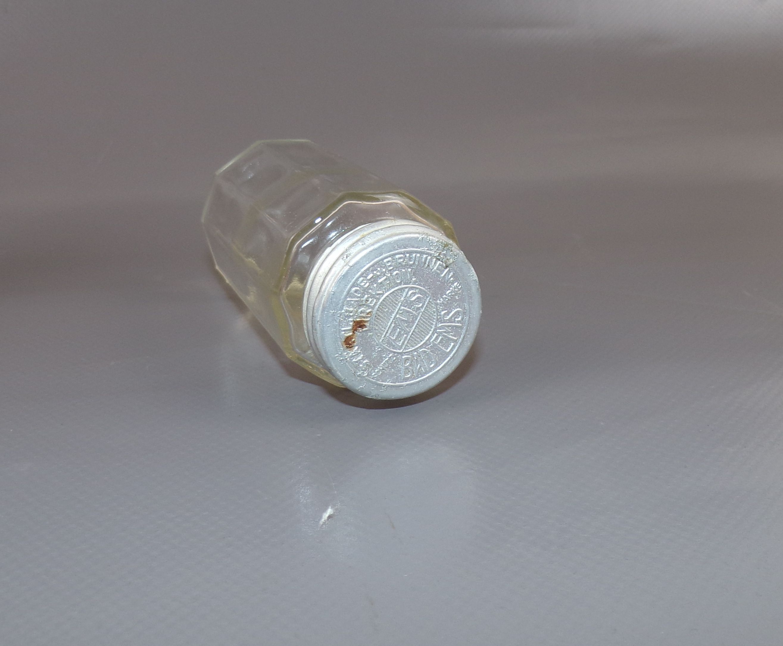 Alte Apotheker Flaschen 7 Stück Glas Bad Ems Köthen Berlin Storp Glasflasche