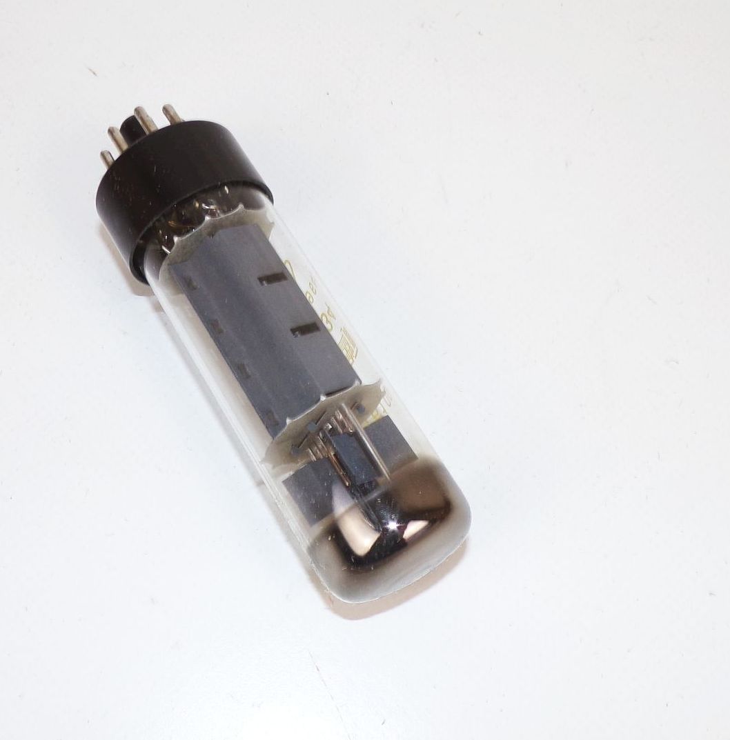EL34 RFT Röhre New Old Stock Radioröhre unbenutzt in OVP tube 
