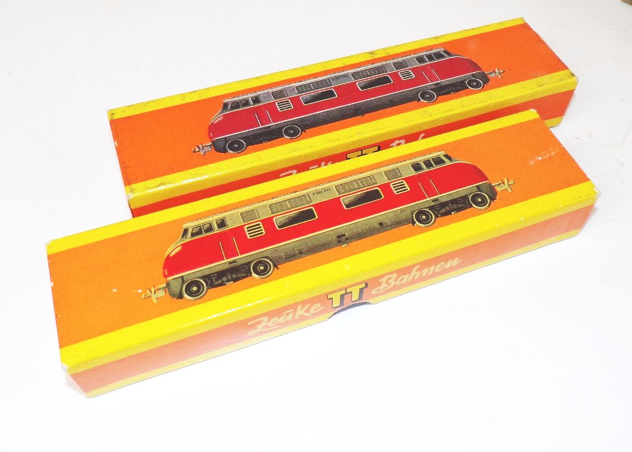 Konvolut H0 Modellbau Häuser Streumaterial Loks Bastlermaterial