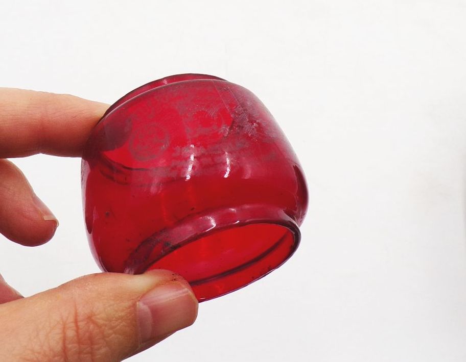 Altes Feuerhand Lampenglas Rot Ersatzglas Altes Feuerhand Lampenglas Rot Ersatzglas