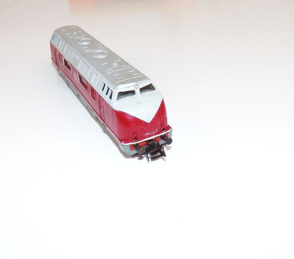 Zeuke TT Bahnen Diesellok V200 mit OVP