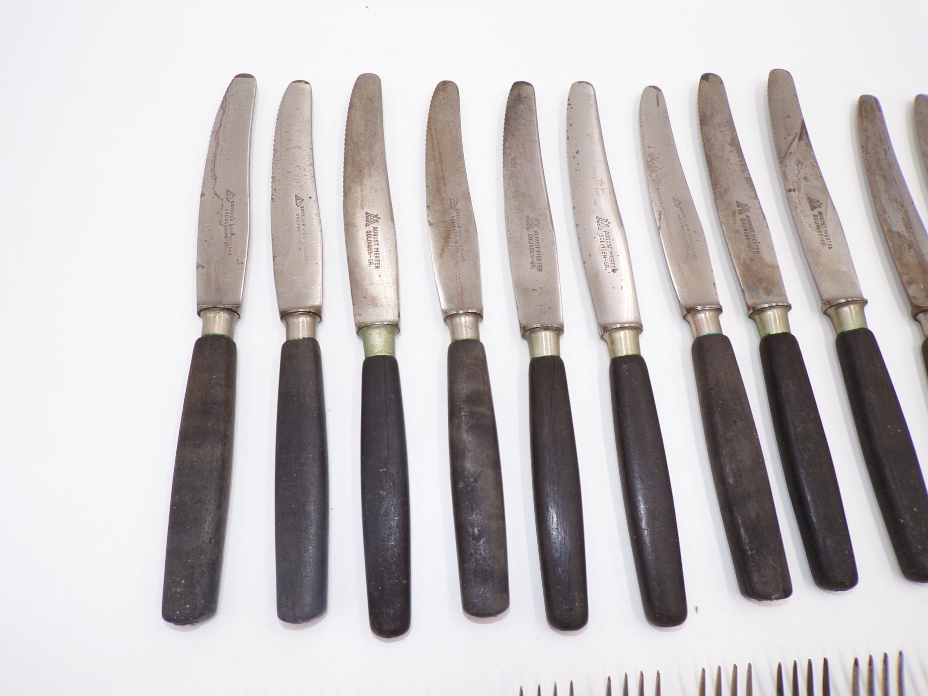 Altes Besteck Holzgriff Schwarz Antik Ersatzteile 24 Teile Messer Gabel Altes Besteck Holzgriff Schwarz Antik Ersatzteile 24 Teile Messer Gabel