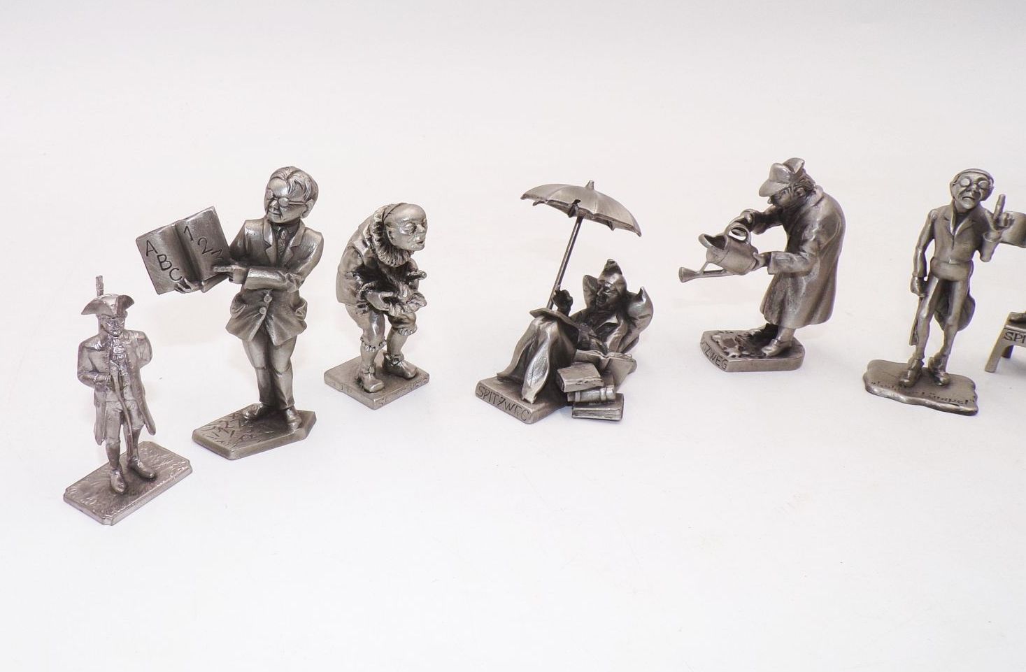 Lot Zinnfiguren Spitzweg und Wilhelm Busch Lot Zinnfiguren Spitzweg und Wilhelm Busch