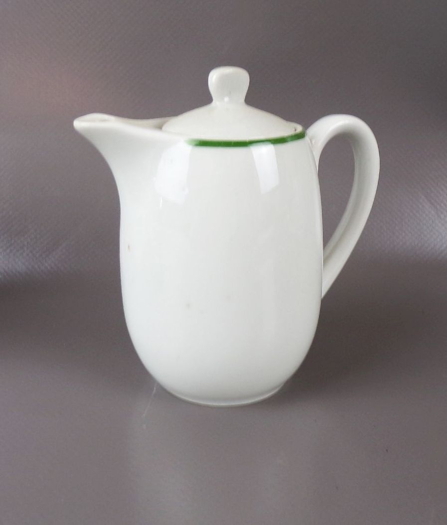 Altes Mitropa Geschirr Tassen Untertassen Kännchen Grün Weiß Mokka Kaffee