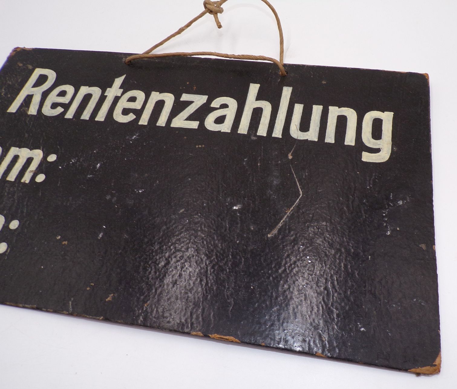 Altes Pappschild Rentenzahlung am um Rente Requisit Scherzartikel Deko Altes Pappschild Rentenzahlung am um Rente Requisit Scherzartikel Deko