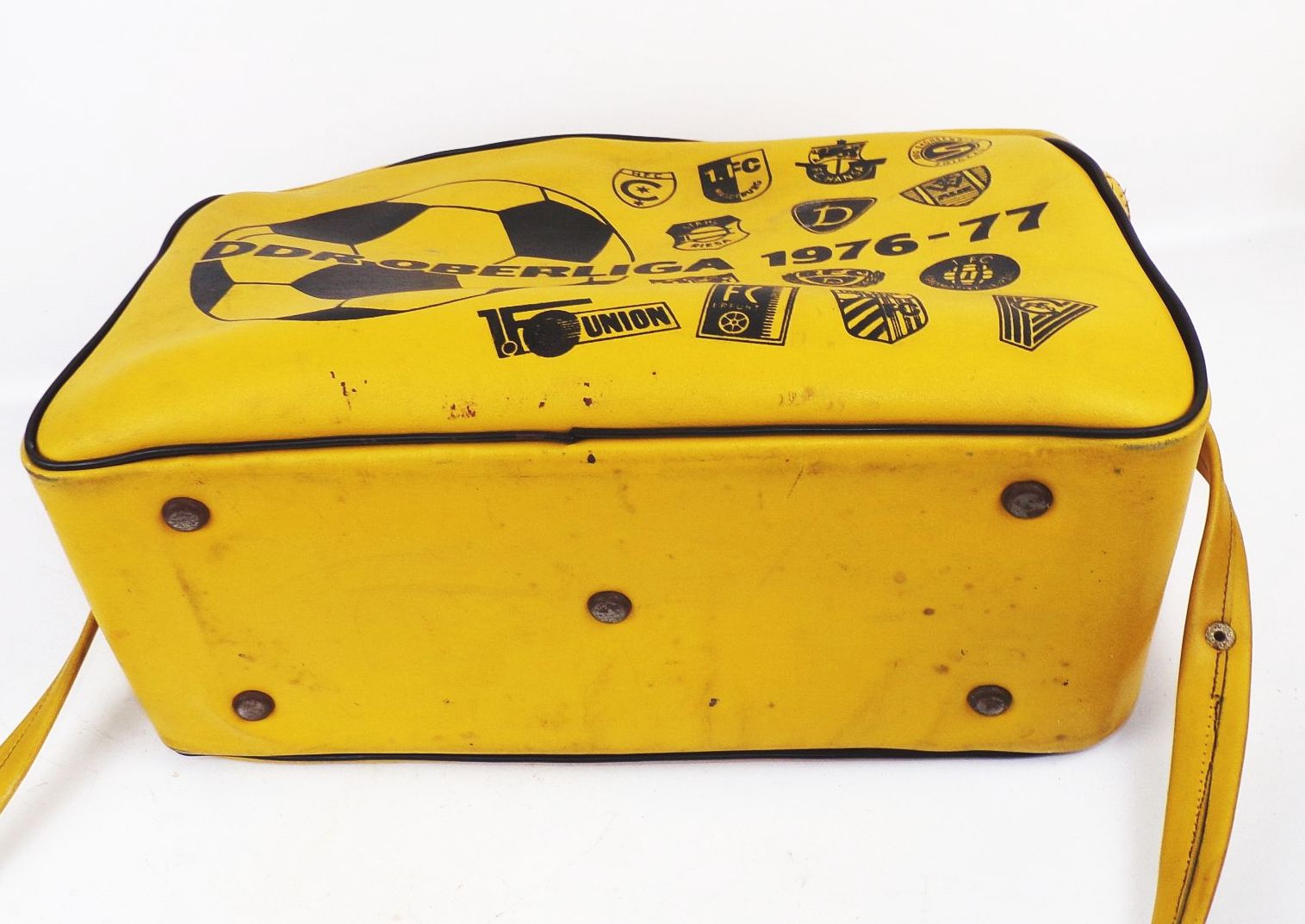 Alte Tasche Fussball DDR Oberliga 1976 1977 Dynamo Dresden Original