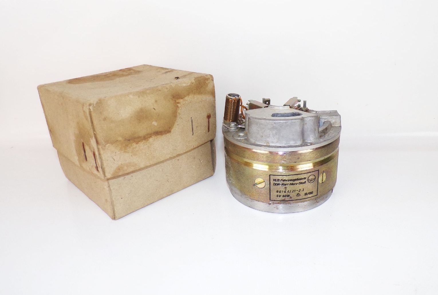Alte MZ Lichtmaschine VEB Fahrzeugelektrik DDR 6 V 60 W AWO